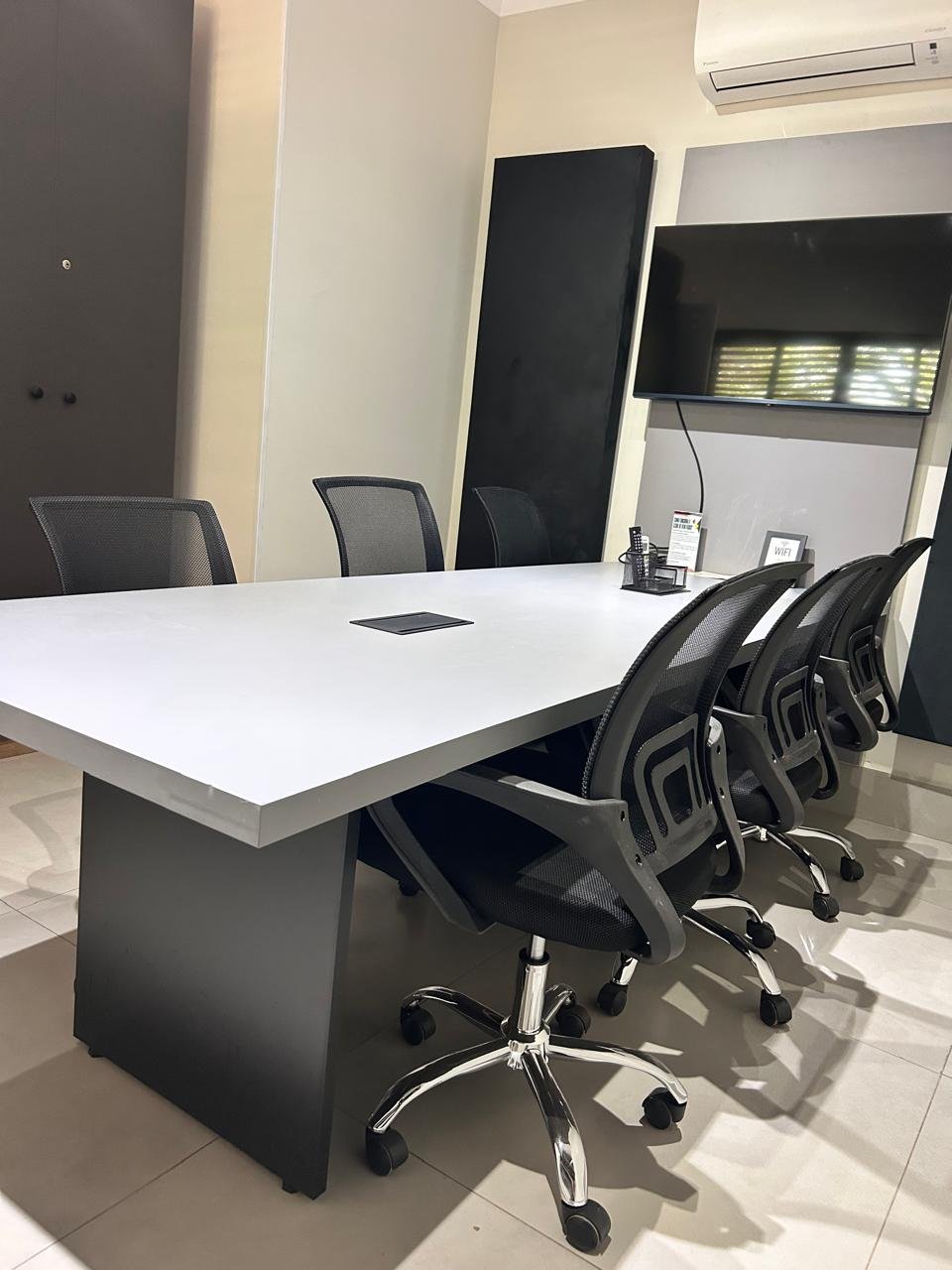 Sala 01 - 06 lugares (3)