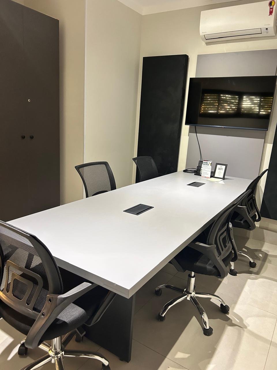 WhatsApp Image 2025-10-15 at 08.07.04